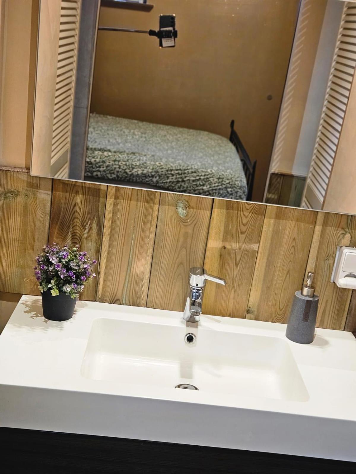 Holiday home Orten Sint Annaland
