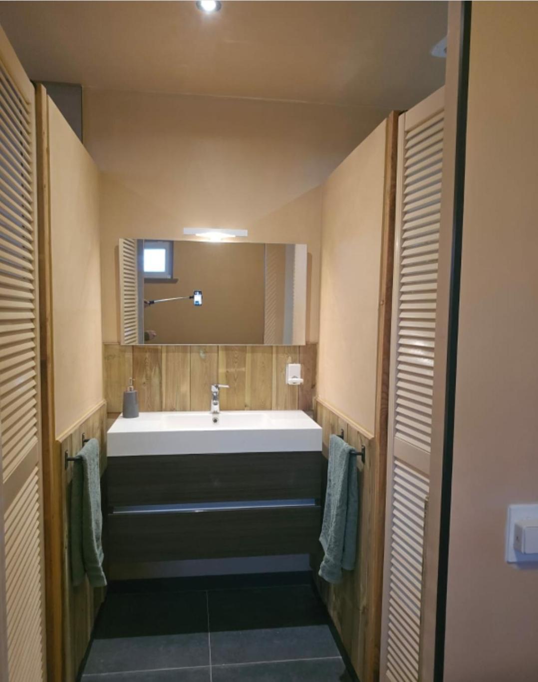 Holiday home Orten Sint Annaland